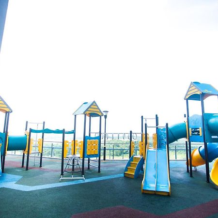 Appartamento D'Pristine Medini By The One - 8Min Walk To Legoland Nusajaya  Esterno foto