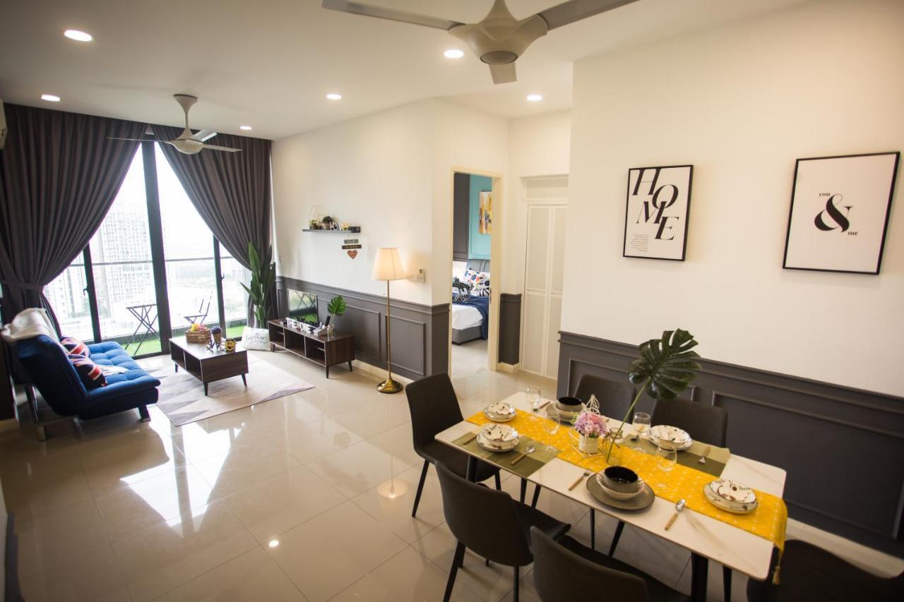 Appartamento D'Pristine Medini By The One - 8Min Walk To Legoland Nusajaya  Esterno foto