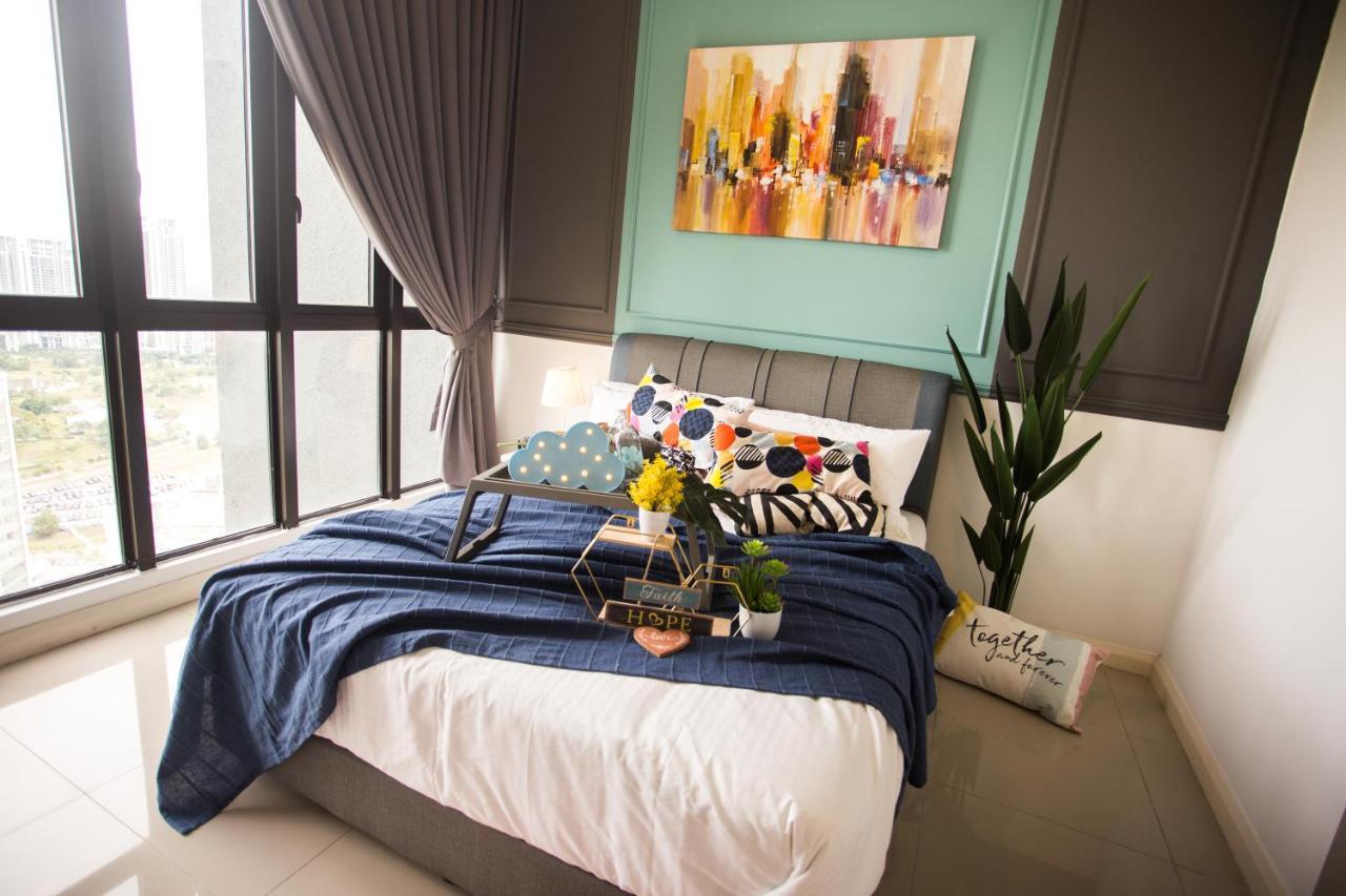 Appartamento D'Pristine Medini By The One - 8Min Walk To Legoland Nusajaya  Esterno foto