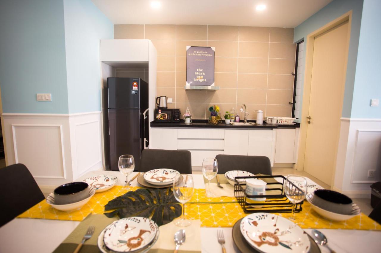Appartamento D'Pristine Medini By The One - 8Min Walk To Legoland Nusajaya  Esterno foto
